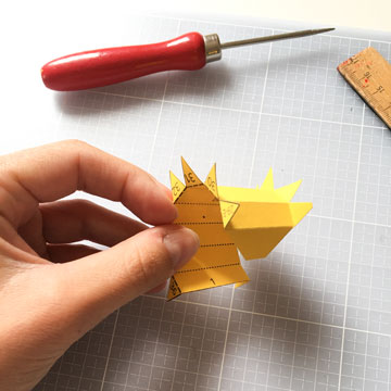 Step: folding paper parts