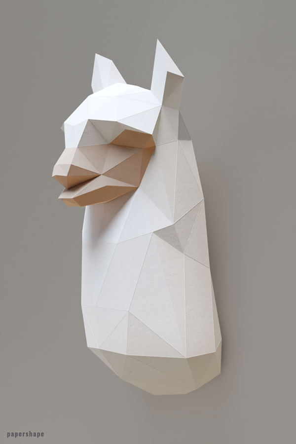 DIY Wandtrophäe Lama aus Papier - Vorlage downloaden #origami #wanddeko #bastelnmitpapier #papershape #lama